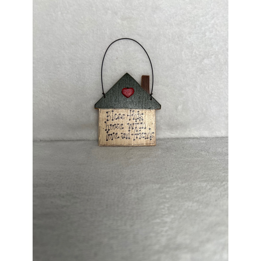Primitive Handmade Wooden House Ornament Unisex OS Green Excellent